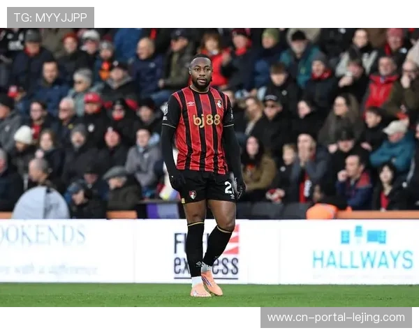 半场：谢尔基、塞梅尼奥连击，曼城客场2-0领先热刺