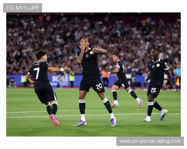 小蜜蜂换血！5770万欧卖维萨11场1球，3300万欧签伊尔戈28场17球的俱乐部转会策略深度分析